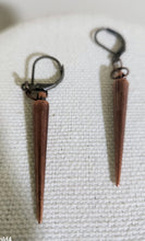 Load image into Gallery viewer, Pointed Confidence