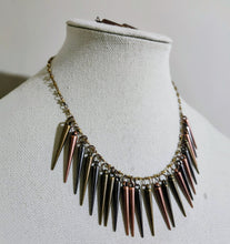 Load image into Gallery viewer, Pointed Confidence