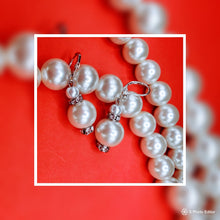 Load image into Gallery viewer, Pearls, Pearls, Pearls