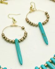 Load image into Gallery viewer, Turquoise Spike (reconstituted) Necklace and Earring Set
